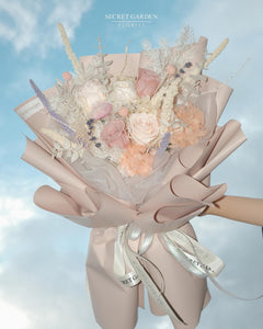 Customized #preservedflower bouquet, ready to...