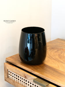 Black Andorra Vase